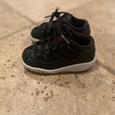 Jordan 11 Retro Low